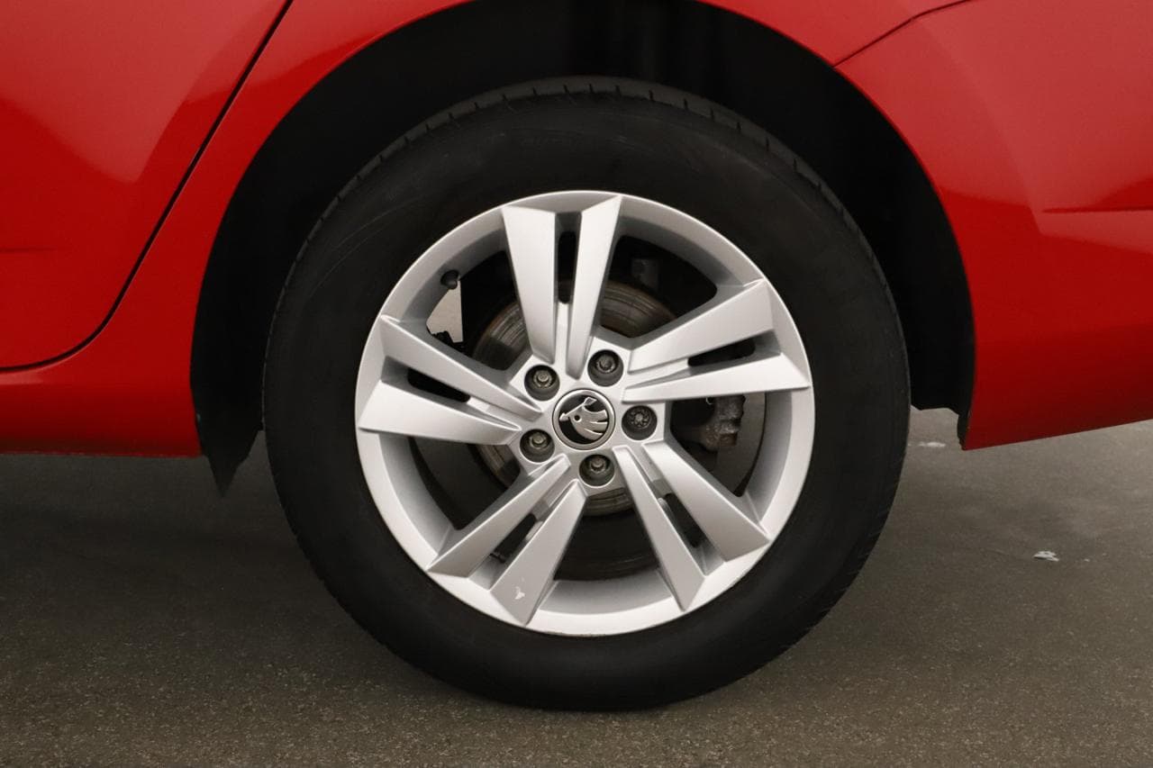2019 Škoda FABIA - 29