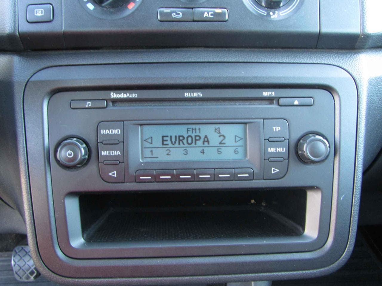 2011 Škoda FABIA - 25
