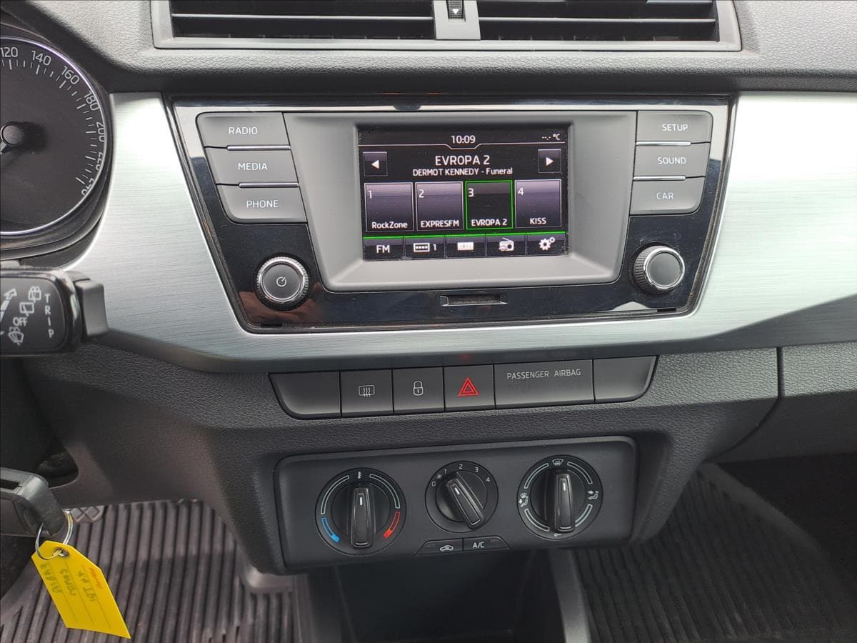 2017 Škoda FABIA - 21