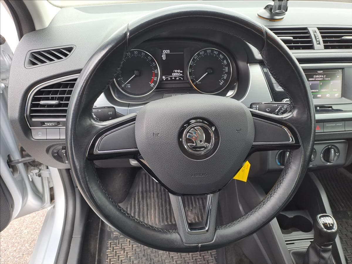 2017 Škoda FABIA - 17