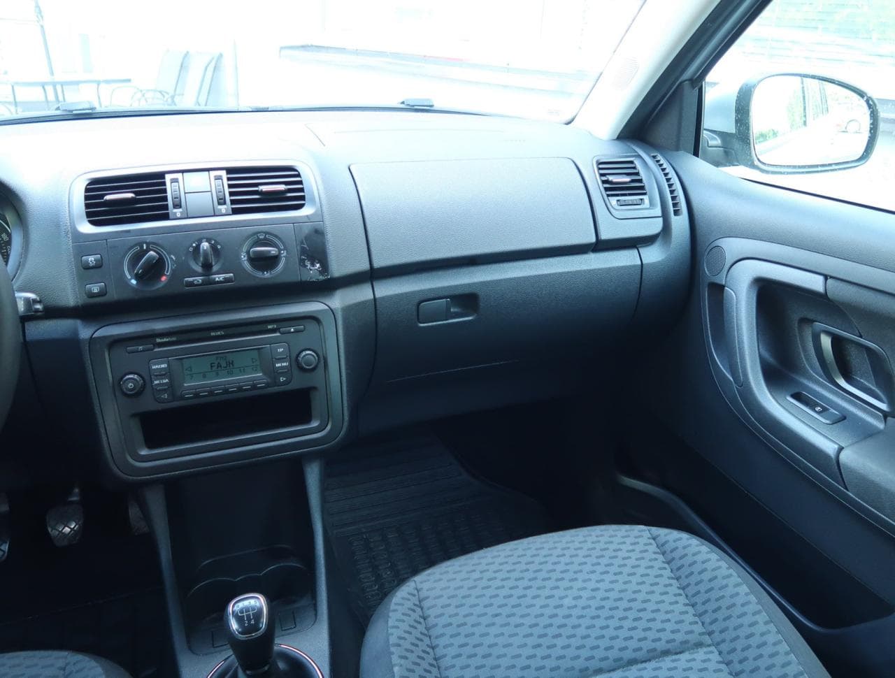 2014 Škoda FABIA - 11