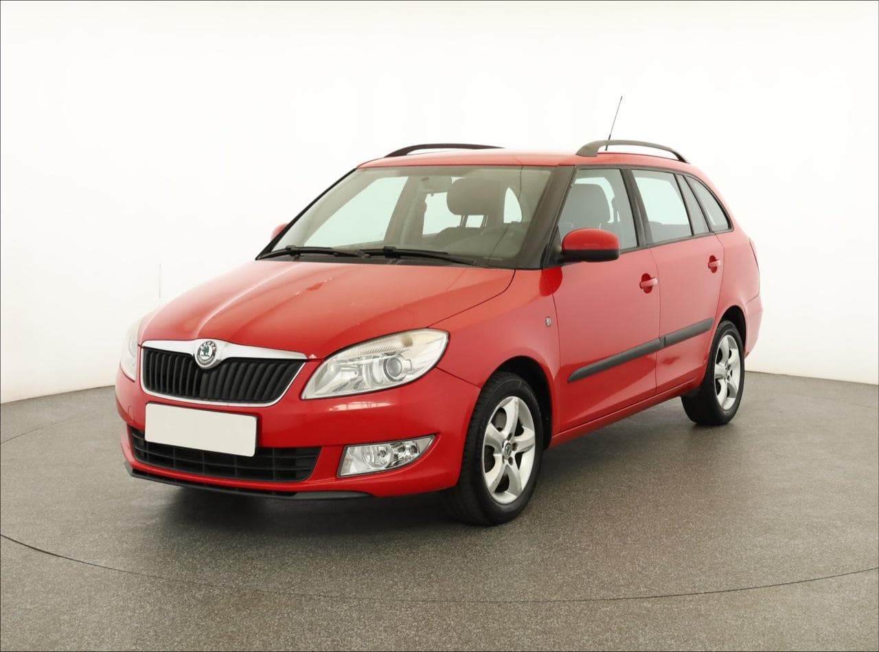 2010 Škoda FABIA - 5