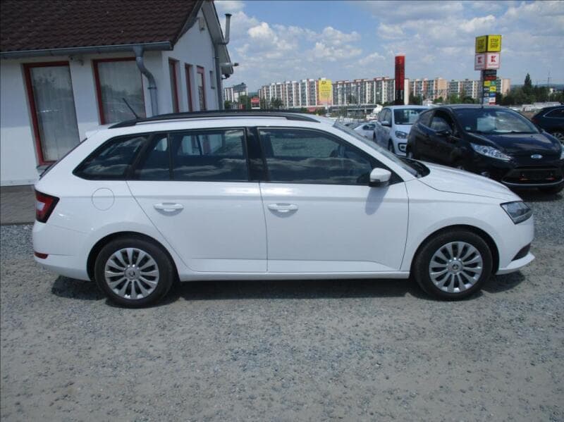 2022 Škoda FABIA - 4