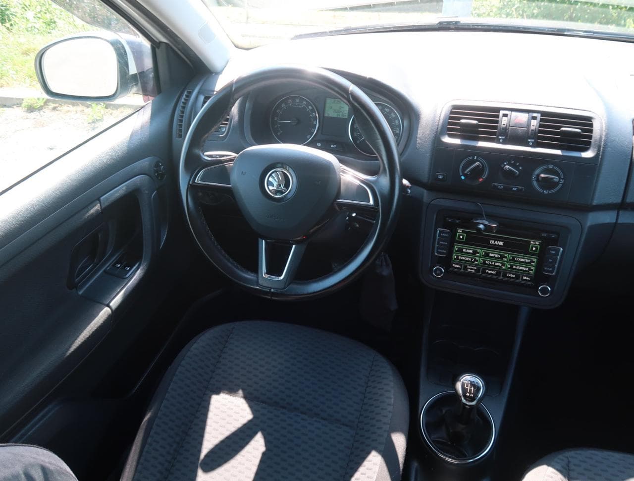 2012 Škoda FABIA - 17