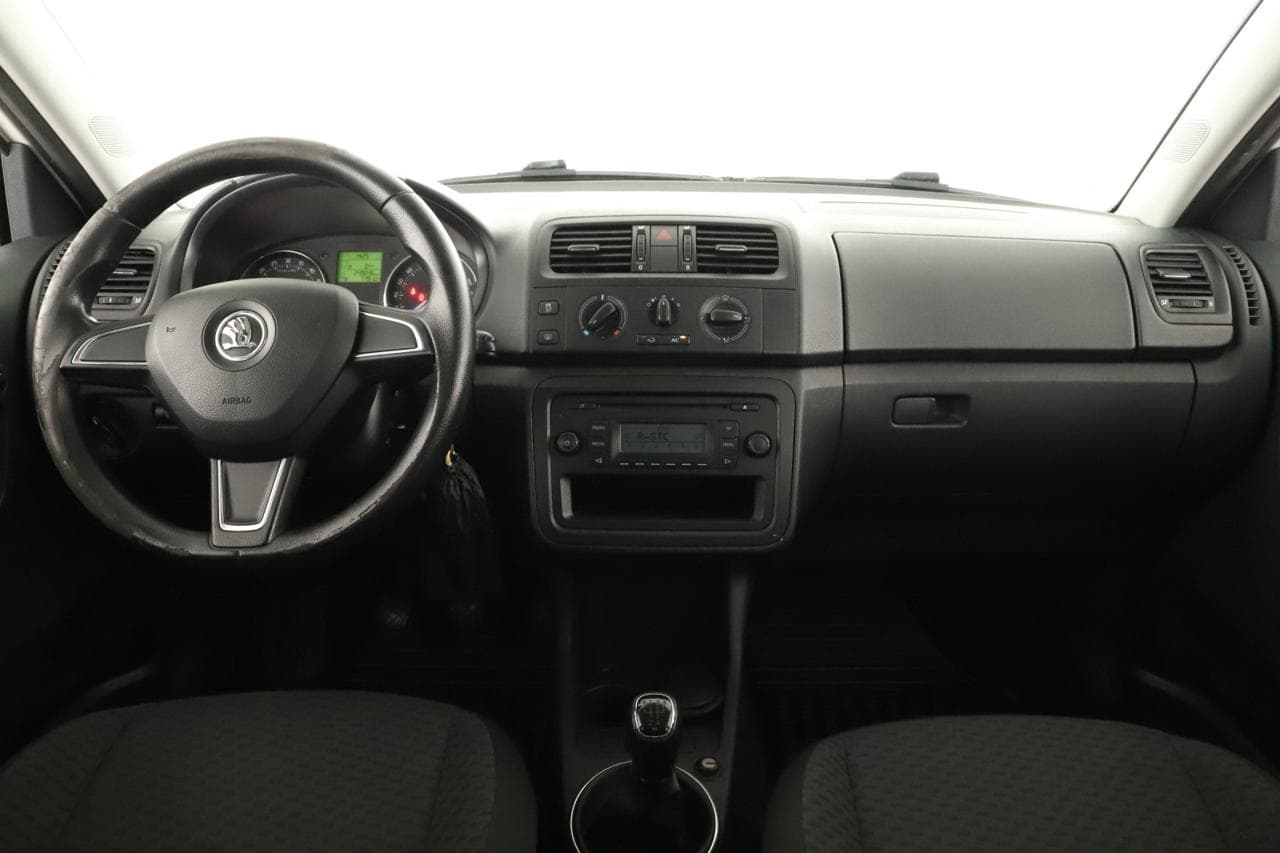 2014 Škoda FABIA - 11