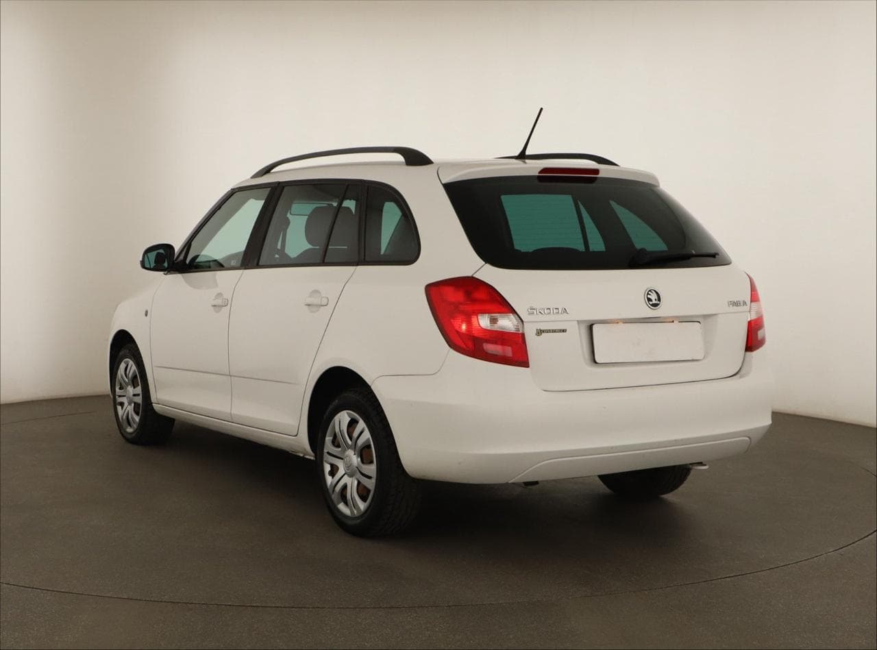 2014 Škoda FABIA - 7