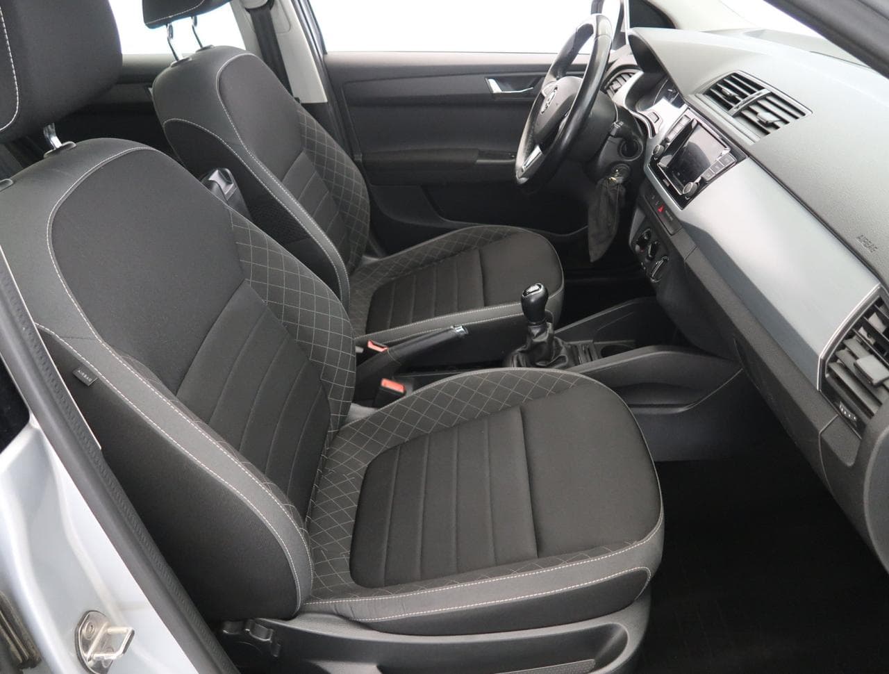 2019 Škoda FABIA - 23