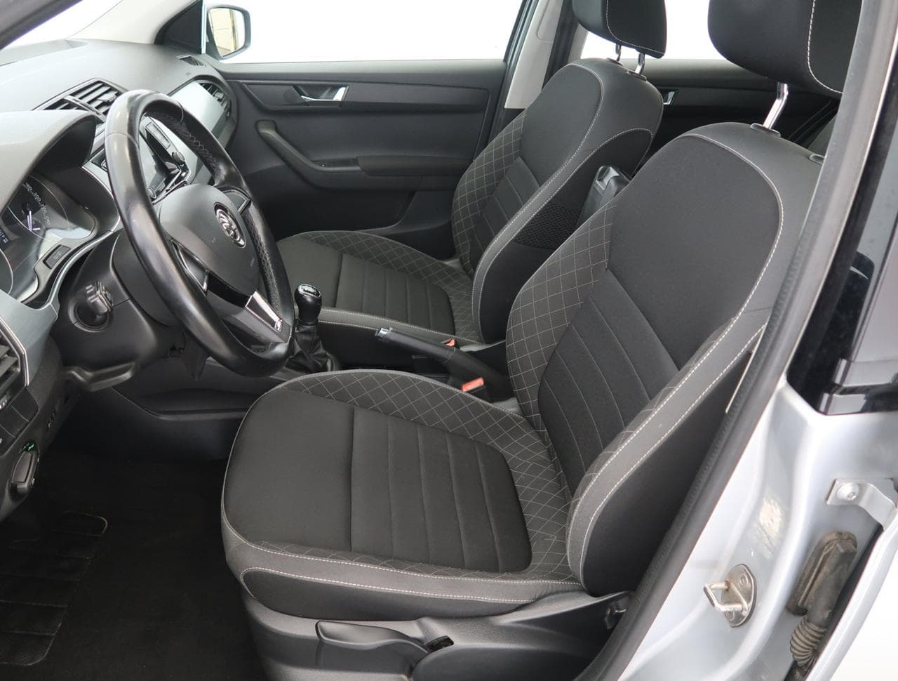2019 Škoda FABIA - 29