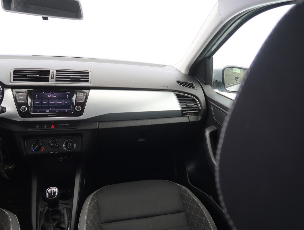 2019 Škoda FABIA - 21