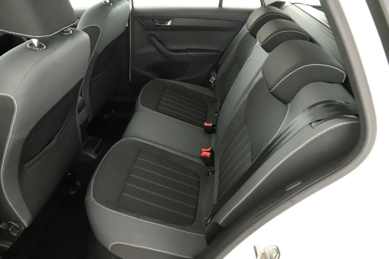 2021 Škoda FABIA - 12