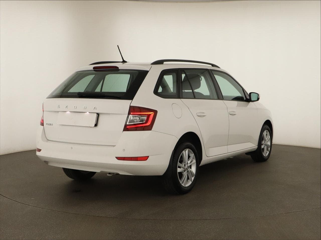 2021 Škoda FABIA - 7