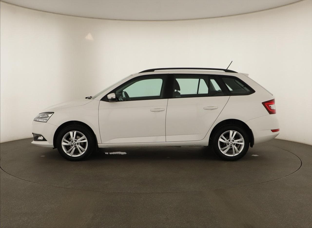 2021 Škoda FABIA - 4