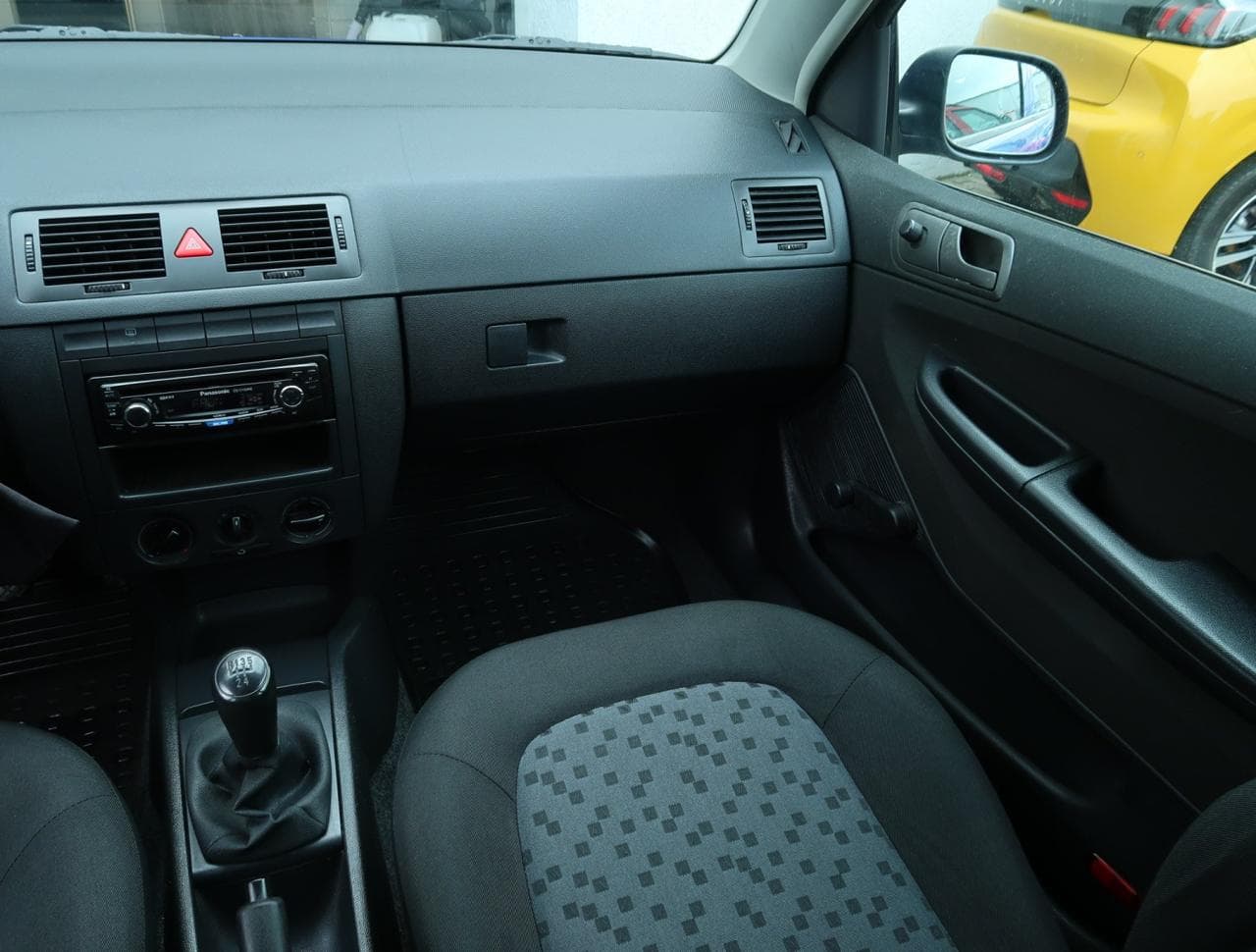 2006 Škoda FABIA - 11