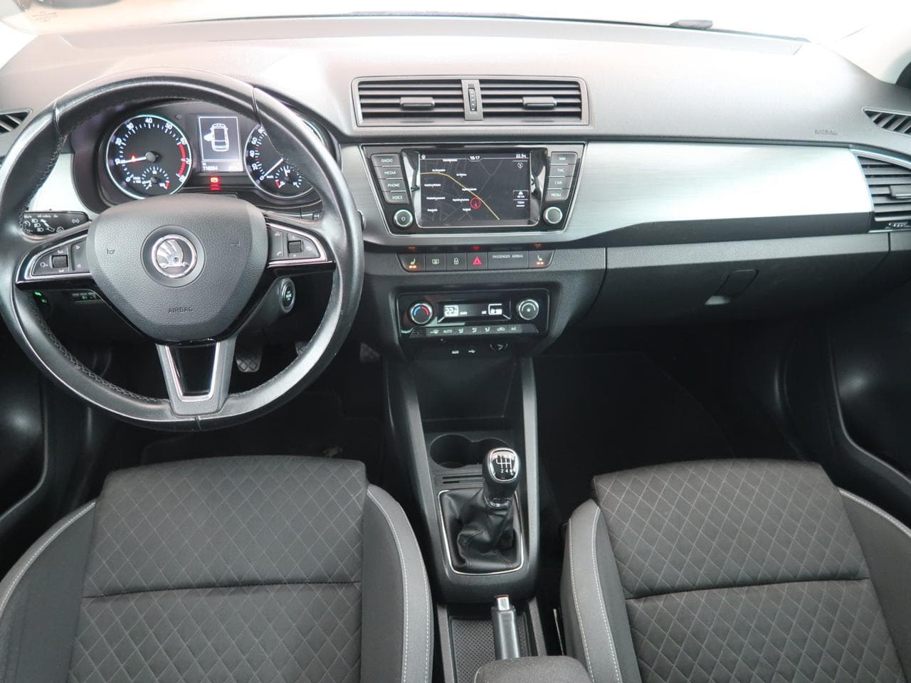 2016 Škoda FABIA - 10