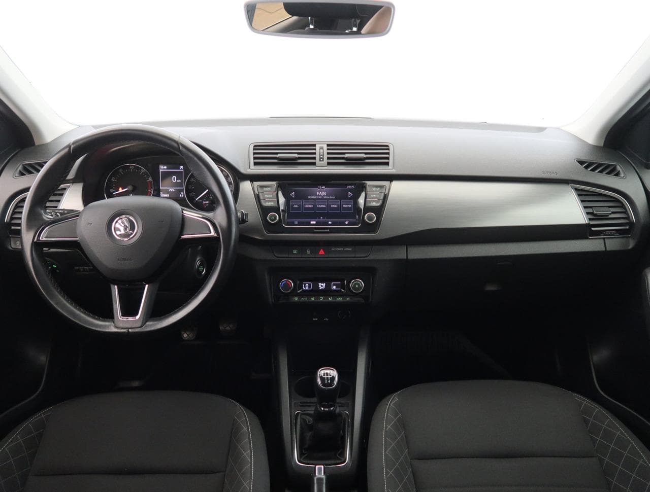 2015 Škoda FABIA - 10