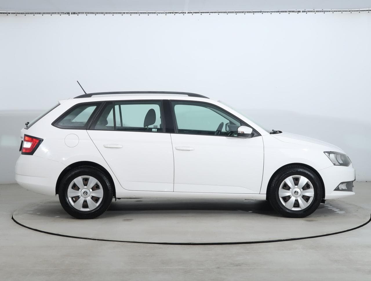 2017 Škoda FABIA - 8