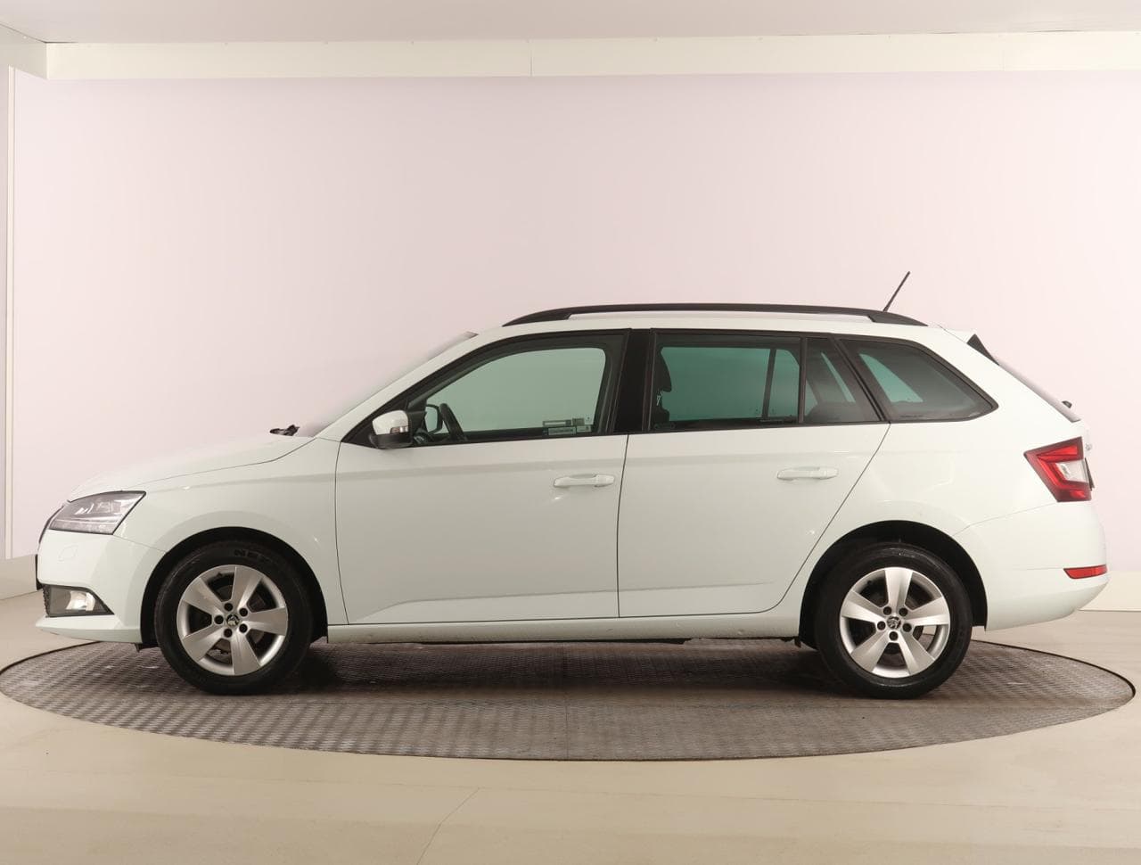 2019 Škoda FABIA - 4