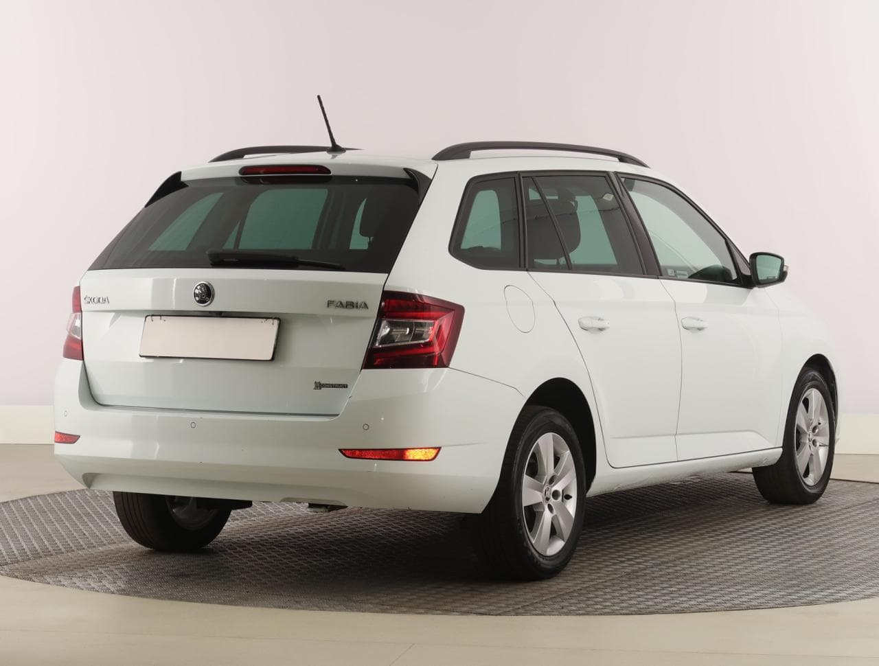 2019 Škoda FABIA - 7