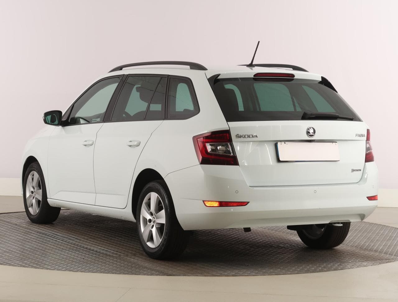 2019 Škoda FABIA - 5