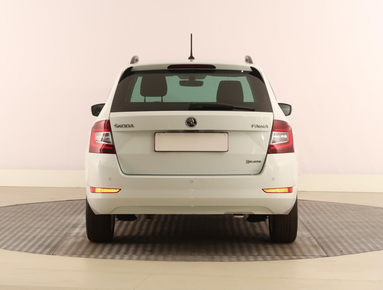 2019 Škoda FABIA - 6