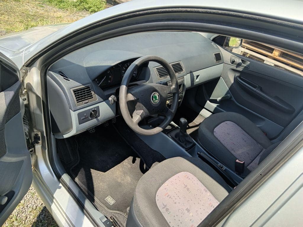2004 Škoda FABIA - 9