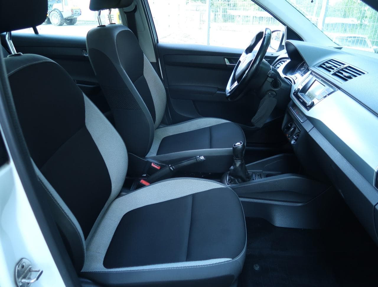 2016 Škoda FABIA - 12
