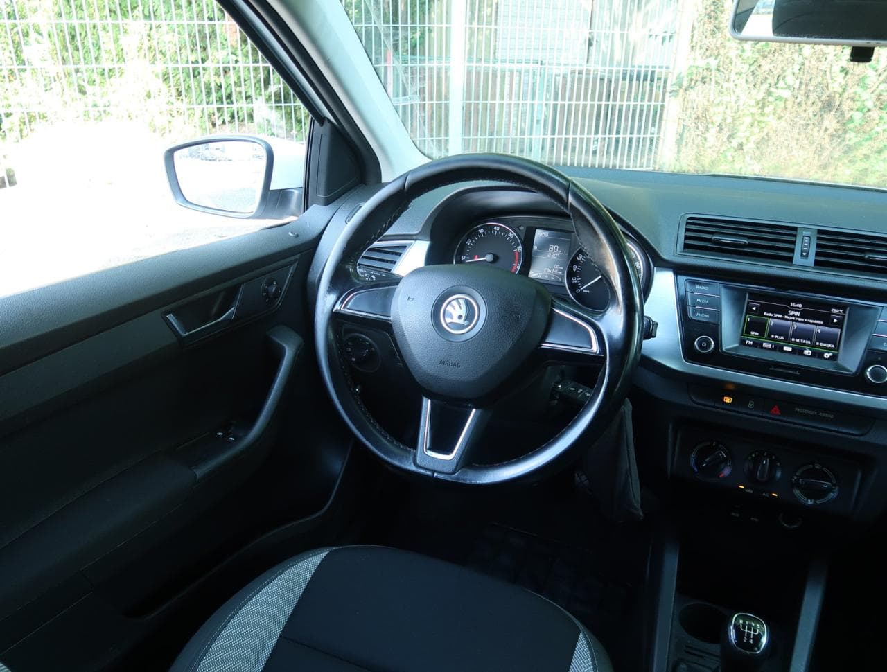 2016 Škoda FABIA - 9