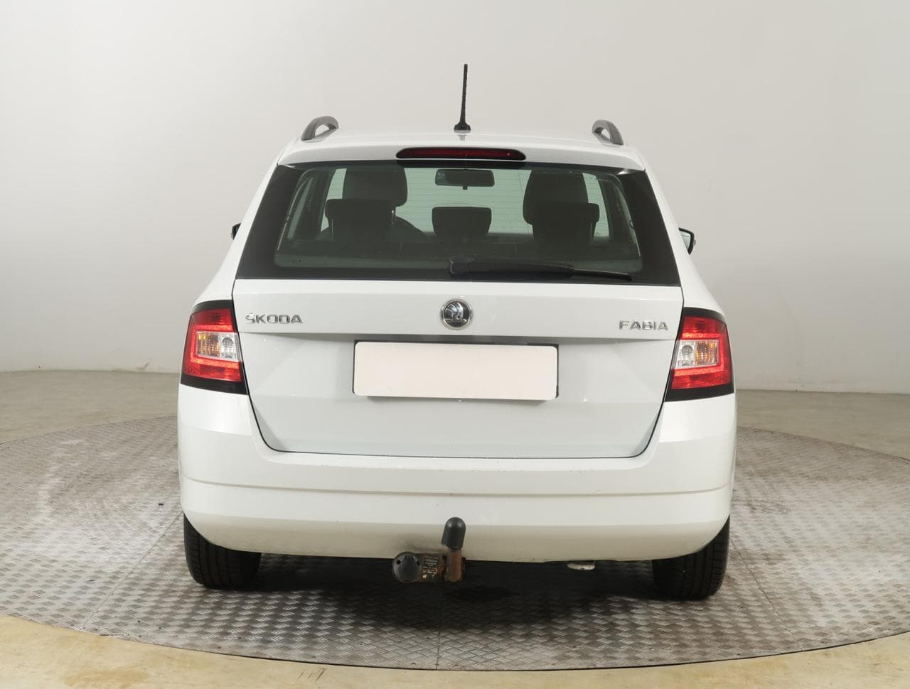 2016 Škoda FABIA - 6