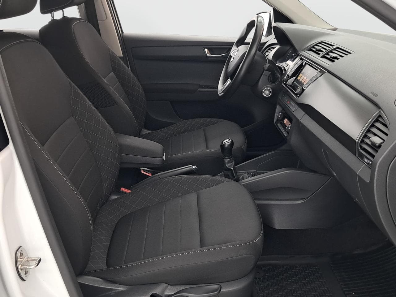 2018 Škoda FABIA - 12