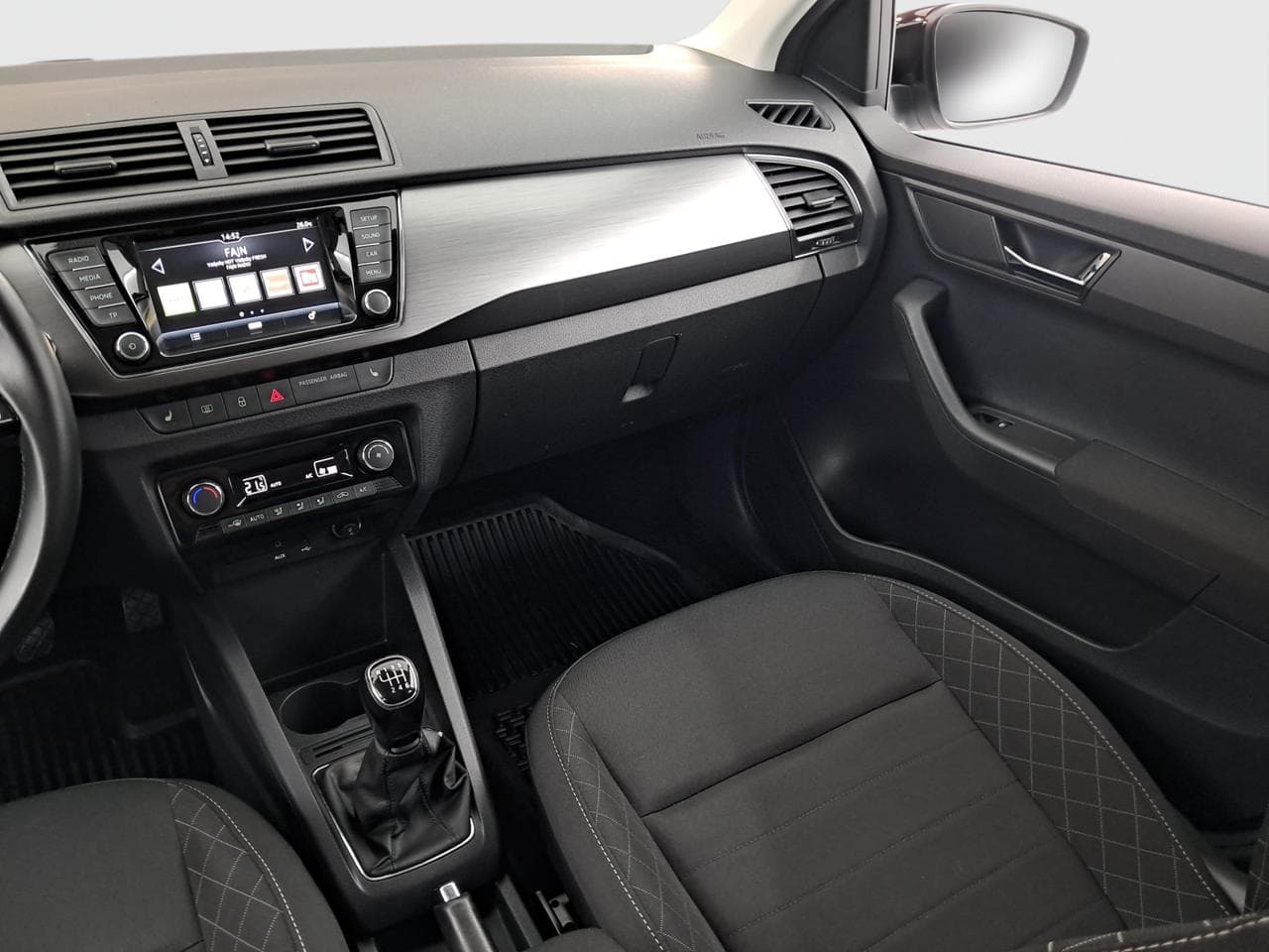 2018 Škoda FABIA - 11
