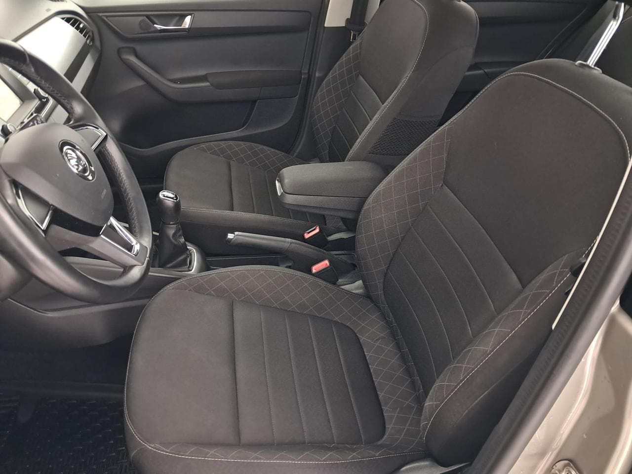 2018 Škoda FABIA - 16