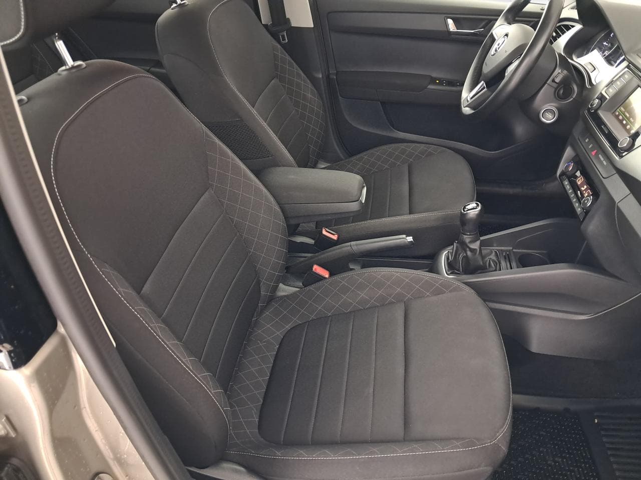 2018 Škoda FABIA - 12