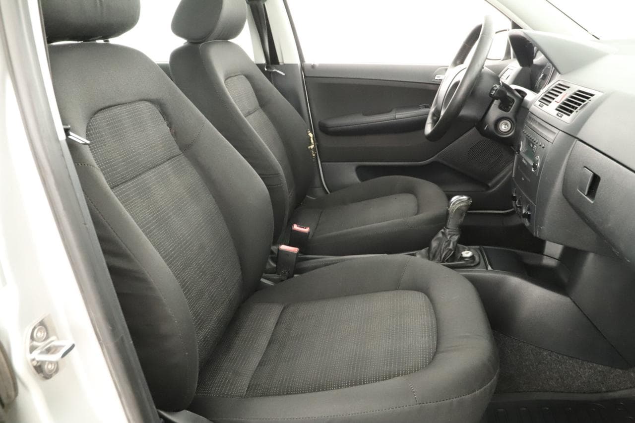 2005 Škoda FABIA - 10