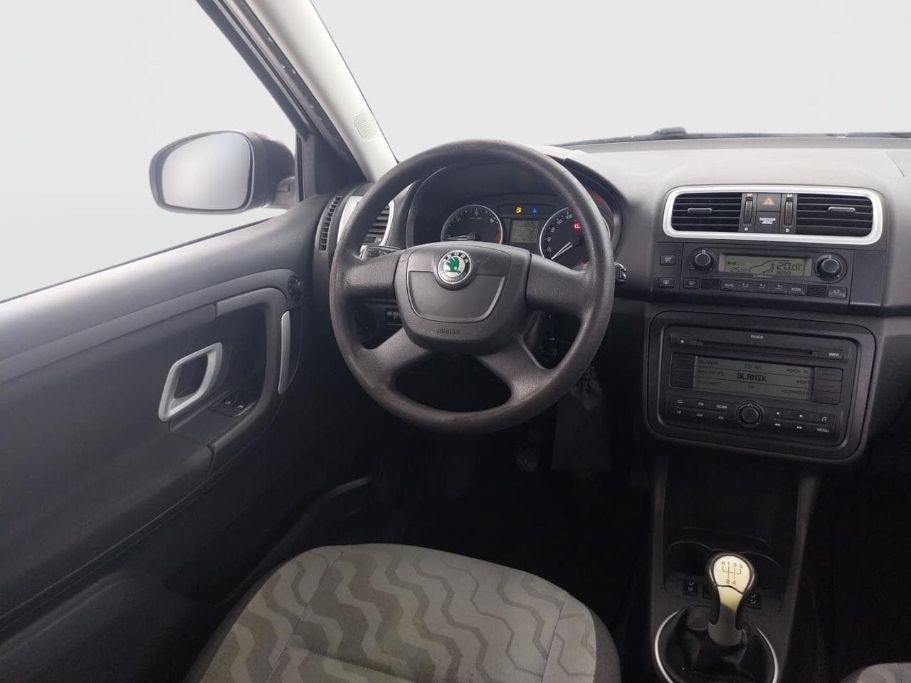 2010 Škoda FABIA - 9