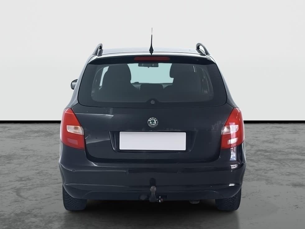 2010 Škoda FABIA - 6
