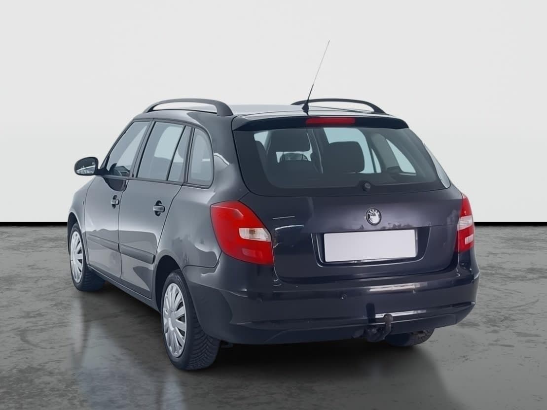 2010 Škoda FABIA - 5