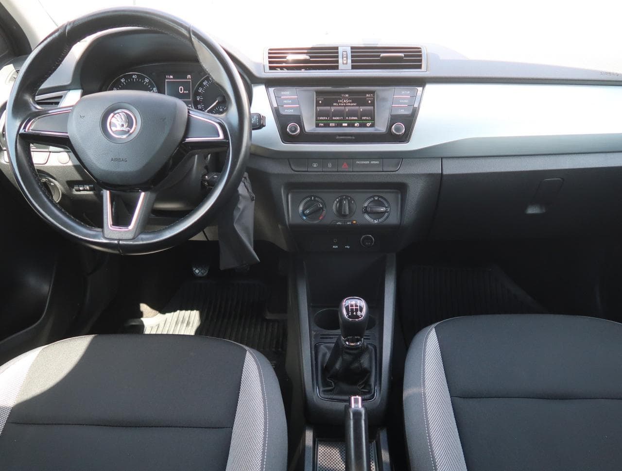 2015 Škoda FABIA - 10