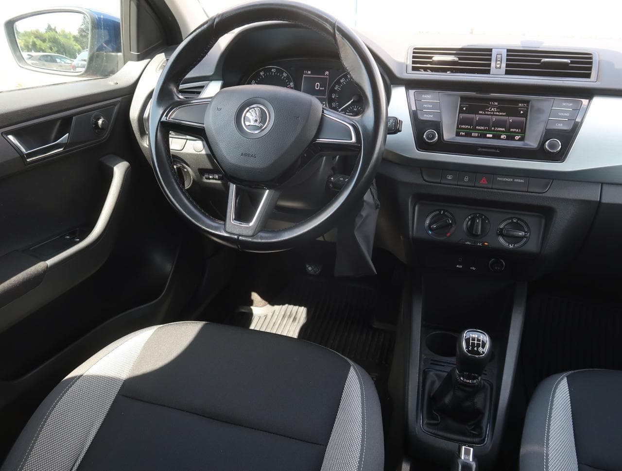 2015 Škoda FABIA - 9