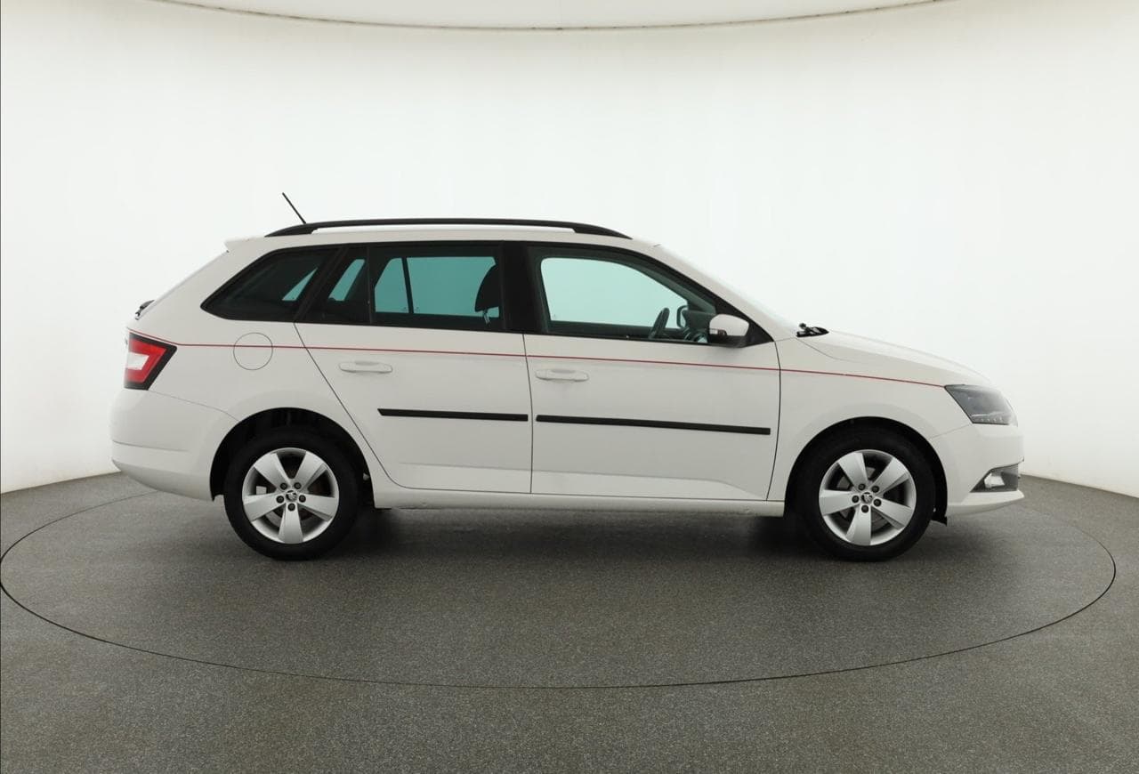 2017 Škoda FABIA - 8