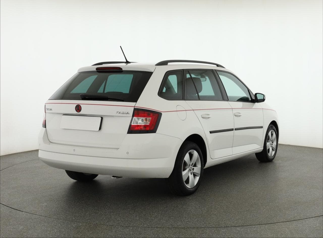 2017 Škoda FABIA - 7