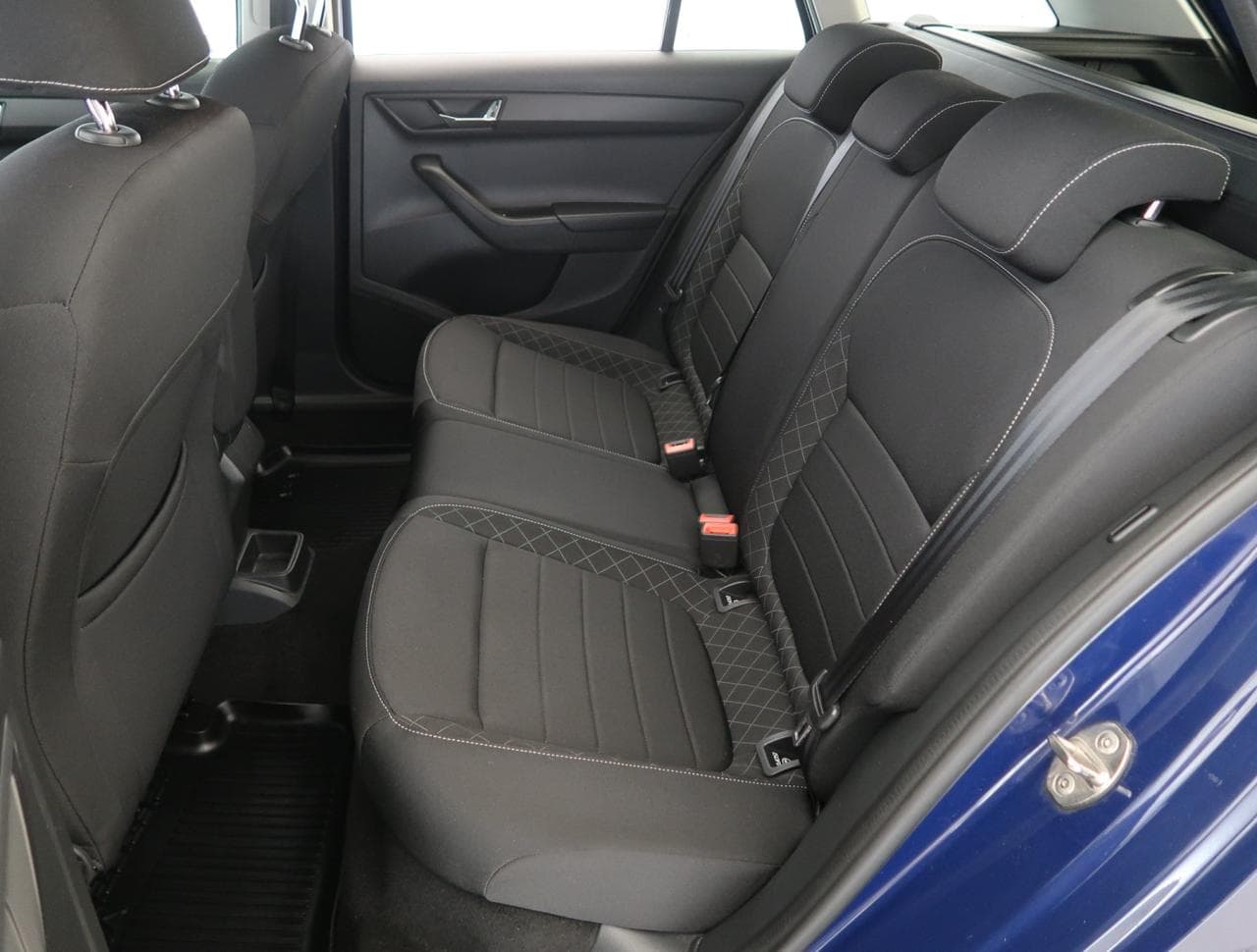 2015 Škoda FABIA - 15