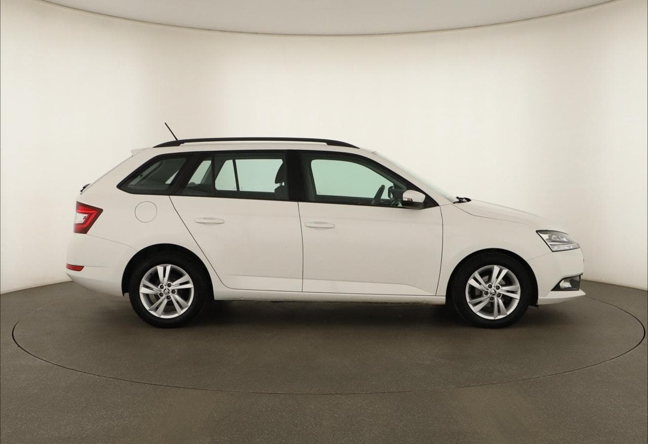 2021 Škoda FABIA - 8