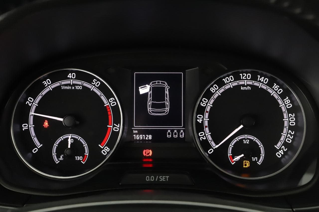 2021 Škoda FABIA - 14