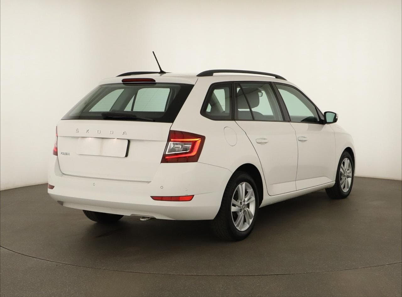 2021 Škoda FABIA - 7