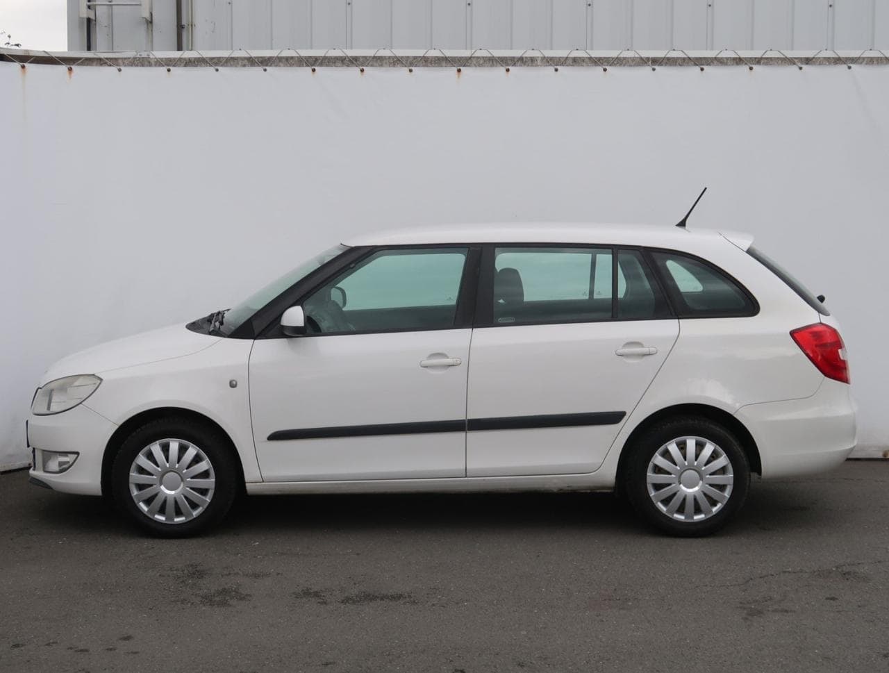 2011 Škoda FABIA - 4