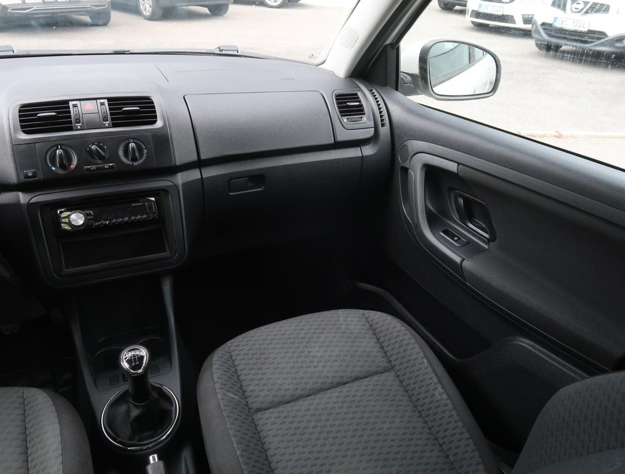 2011 Škoda FABIA - 11