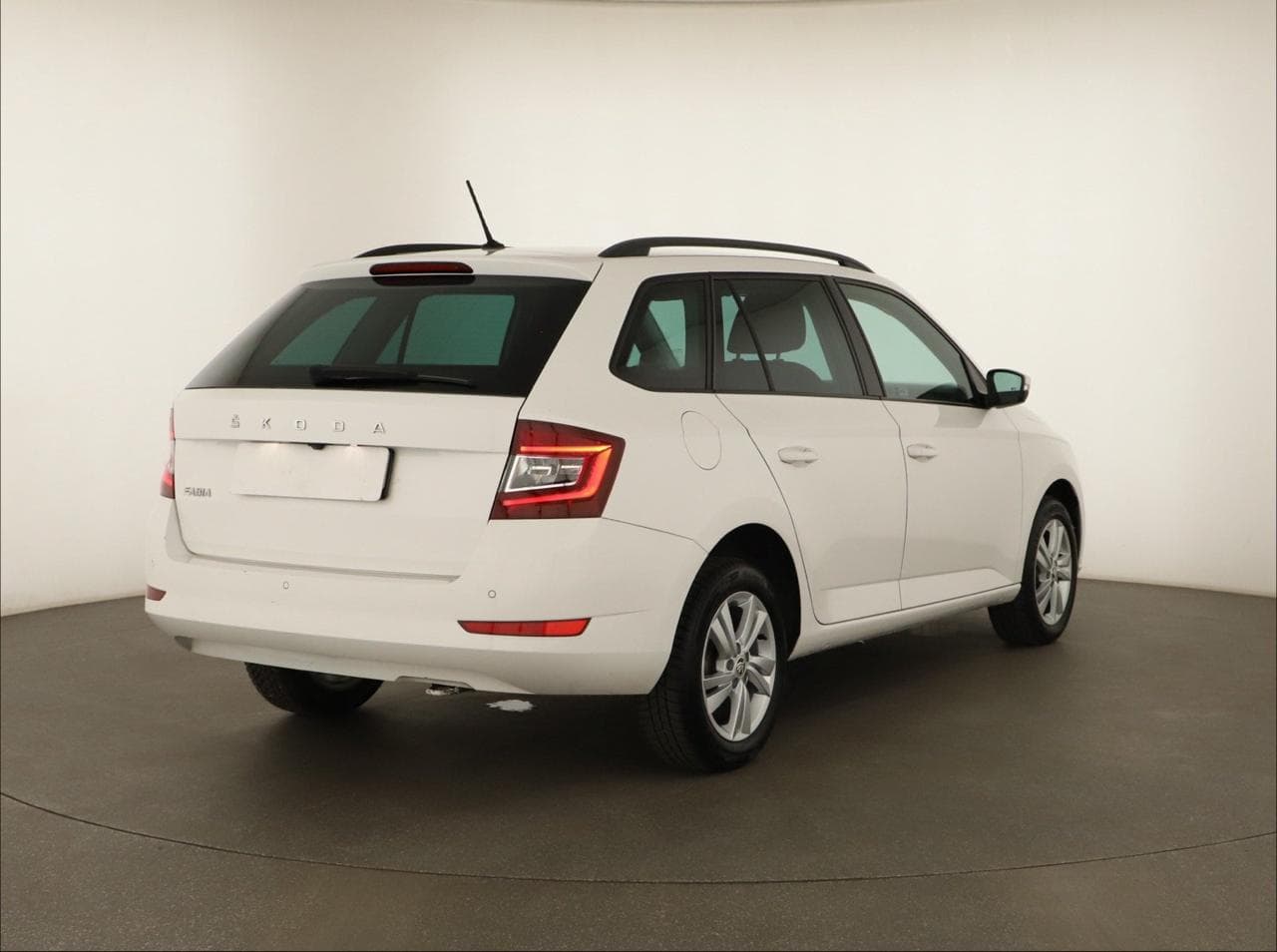 2021 Škoda FABIA - 7