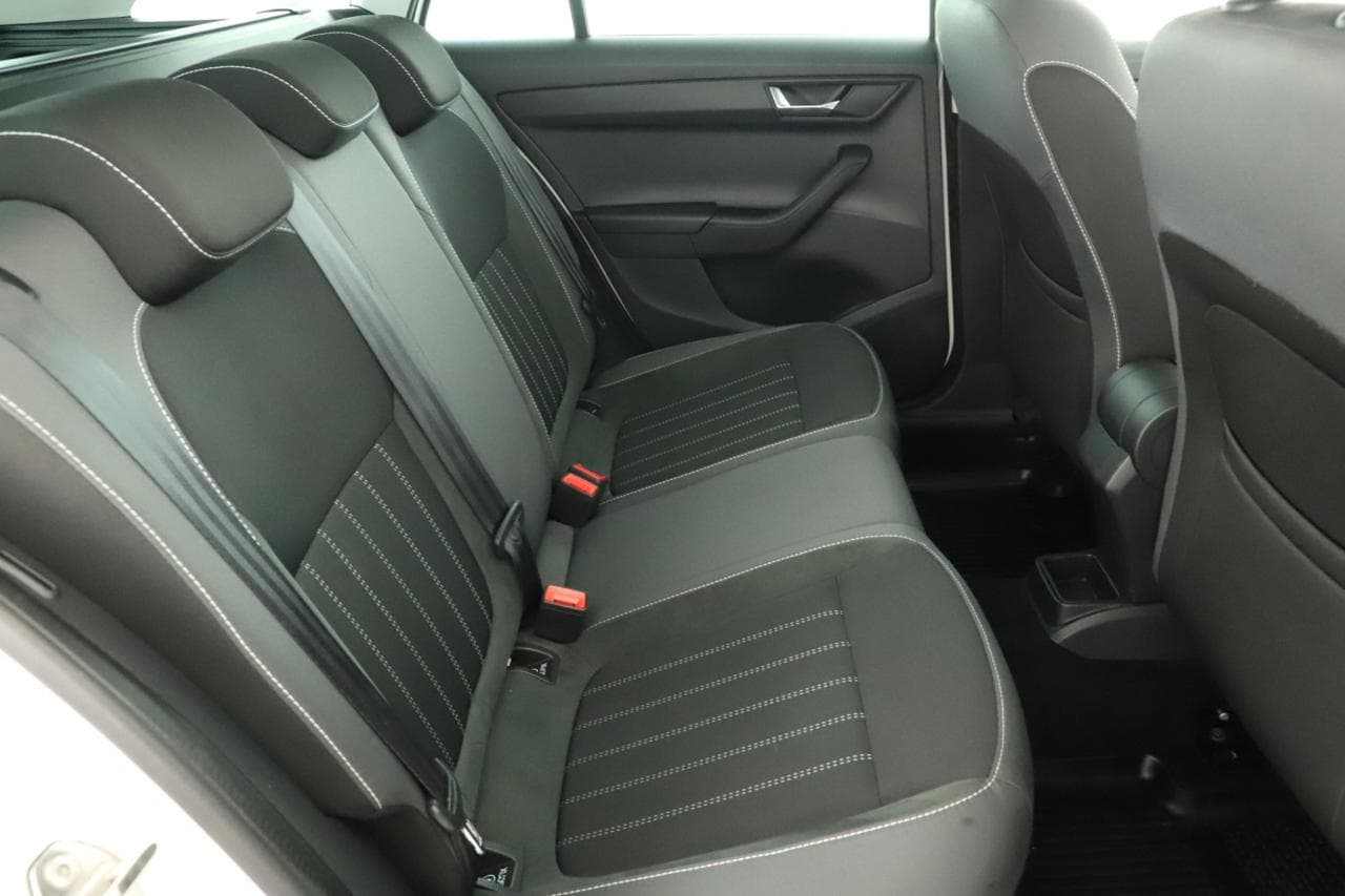 2021 Škoda FABIA - 10