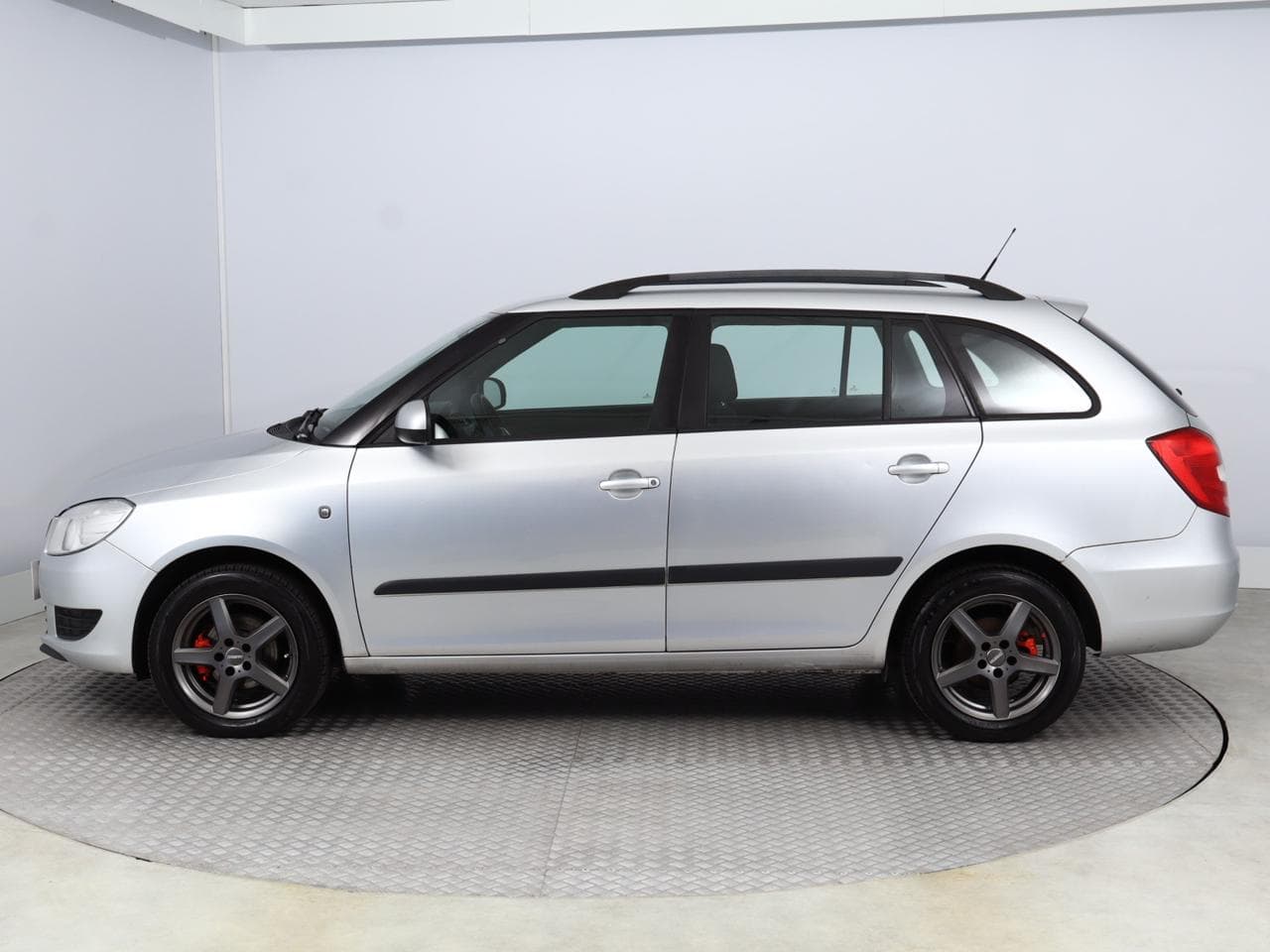 2010 Škoda FABIA - 4