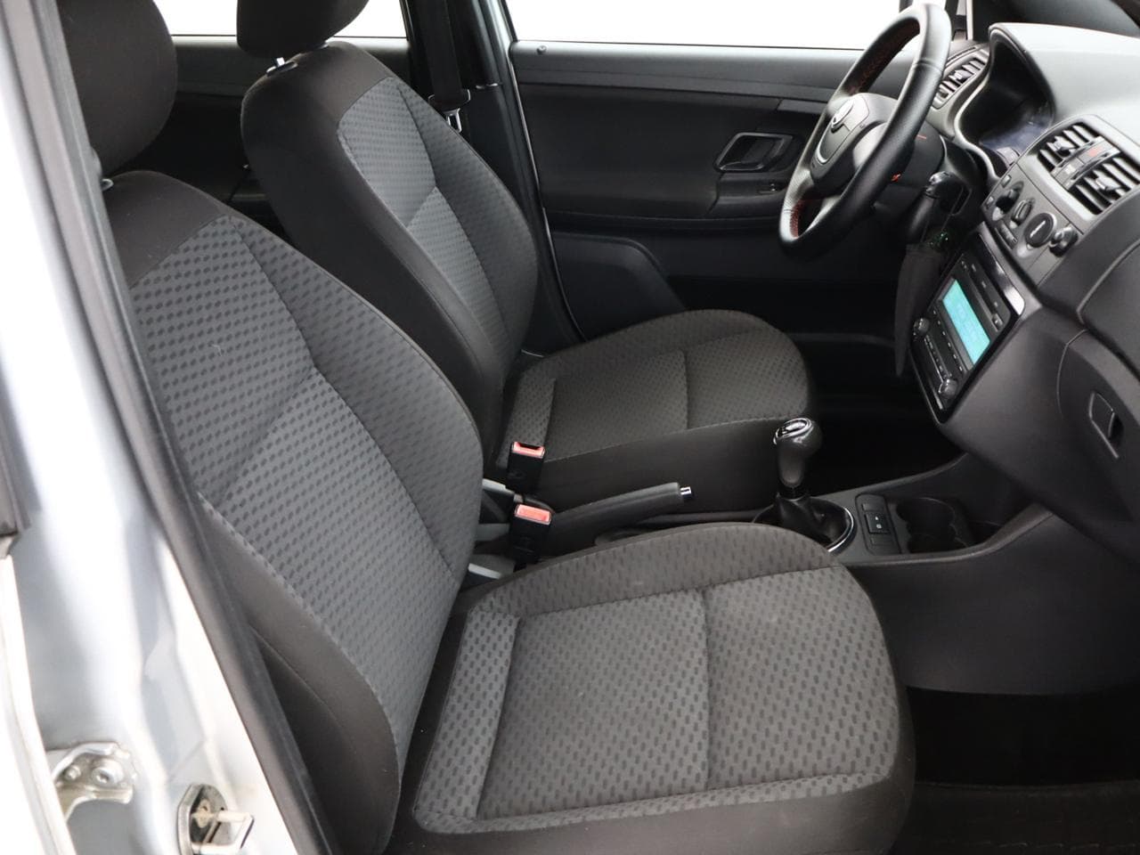 2010 Škoda FABIA - 10